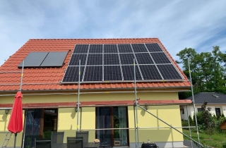Photovoltaikanlage mit SolarEdge und Speicher von SENEC 