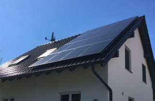 Berlin Marzahn - Photovoltaikanlage mit 16 Solarmodulen